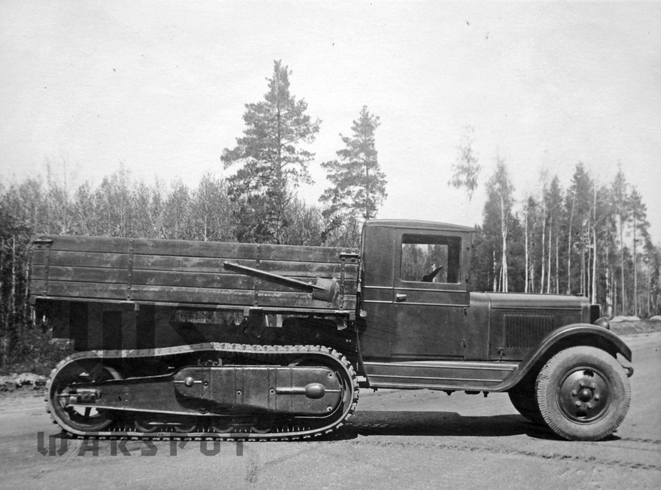 ​ZIS-22M halftrack, July of 1941. Grabin picked this vehicle as the chassis for his tank destroyer - Halftrack Experiments | Warspot.net