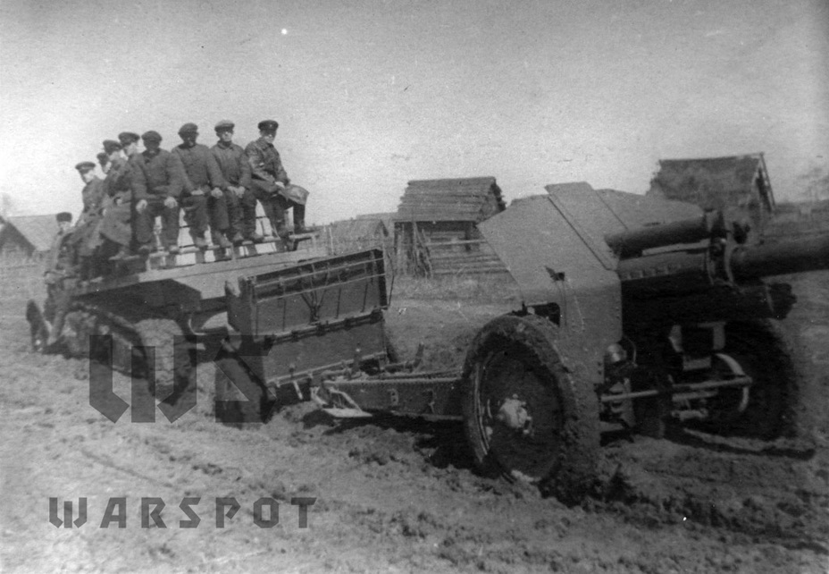 ​Mobility trials. It's unlikely that the crew took too much pleasure in riding on the ammunition crates - Halftrack Experiments | Warspot.net