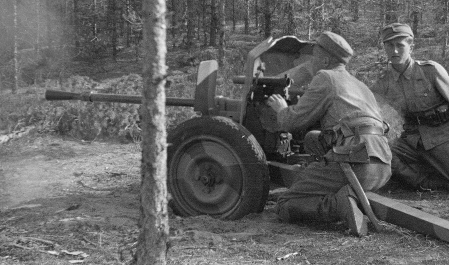 ​The Canon 25 mm S.A. Mle 1934 was called 25 PstK/34 in the Finnish army - Canon 25 mm S.A. Mle 1934: A «Baby» Gun for a Grown Up War | Warspot.net