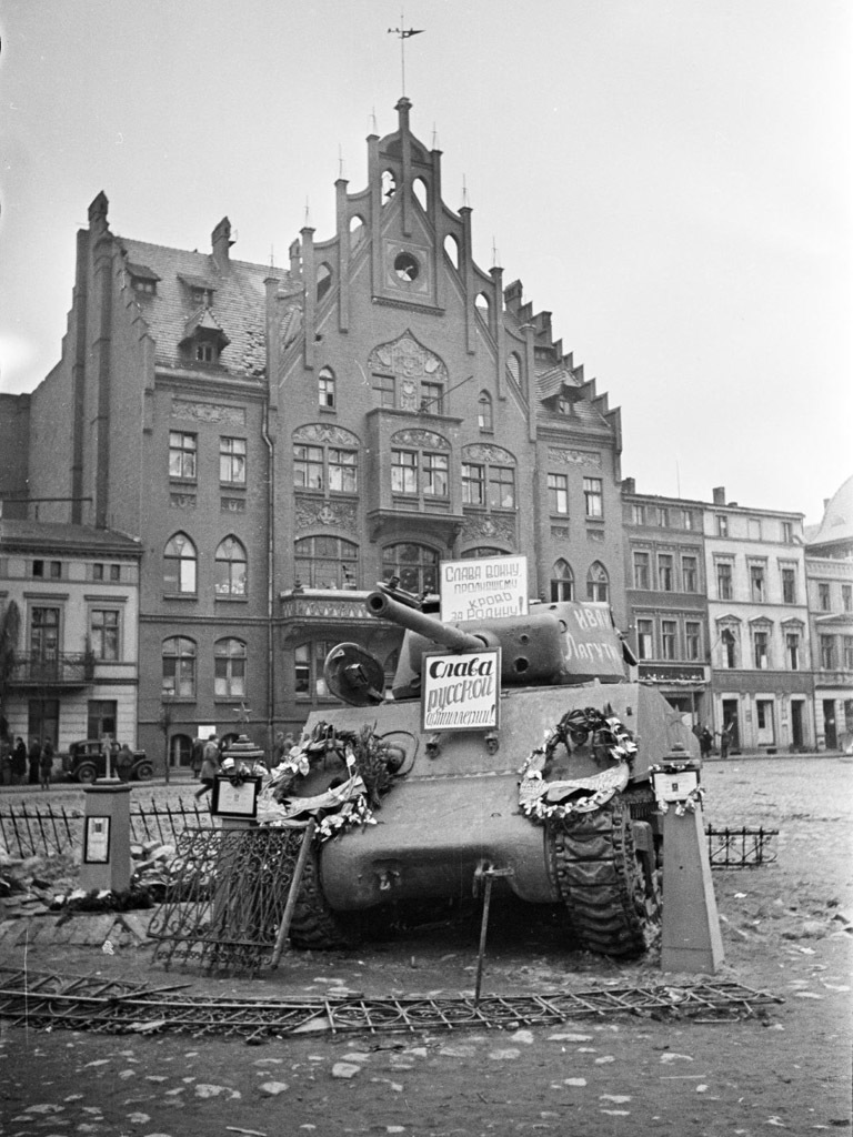 ​Knocked out M4A2(76)W on the grave of Major I.E. Lagutin, the commander of the 116th Tank Brigade. Chojnice, 1945 - M4A2(76)W: Emcha With a Long Hand | Warspot.net