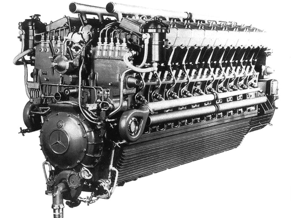 ​An alternative: the Daimler-Benz MB.501. 8 of these engines would power the P.1000. Engine banks of this type were not a rarity in shipbuilding - Steel Sarcophagus | Warspot.net