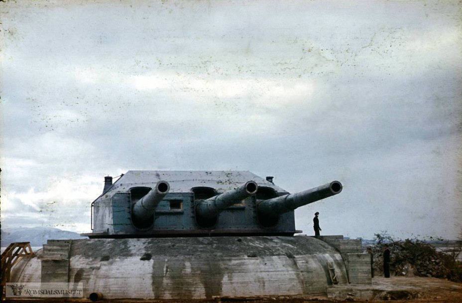 ​C gun turret installed on the Oerlandet gun battery - Steel Sarcophagus | Warspot.net