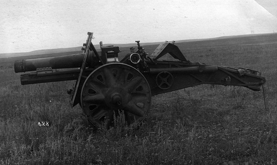 ​Captured 15 cm sIG 33 on trials in the USSR, 1942 - Small, But Fierce | Warspot.net