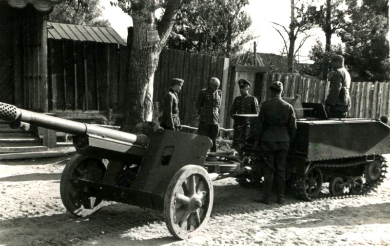 ​Another such example: this Pak 97/38 is being towed by a formerly Belgian Vickers Utility B tractor - French in German Hands | Warspot.net