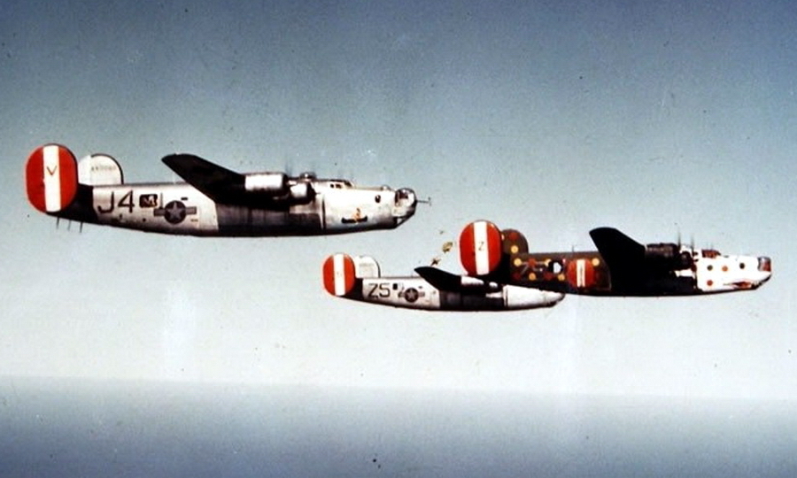 ​B-24H with serial number 41-28697 and nickname “Spotted Ass Ape” lead the bombers of the 458th Bombardment Group. It was this aircraft that at least once went all the way to the target and back. The front of the fuselage and the wings are painted white with red and blue polka dot, and the yellow and red dots are scattered over the tail which remained in the standard green-olive color. Red-white-red vertical plumage washers is a hallmark of the 458th BG. A toothy mouth is painted on the front - Highlights for Warspot: Judas goats and polka dot | Warspot.net