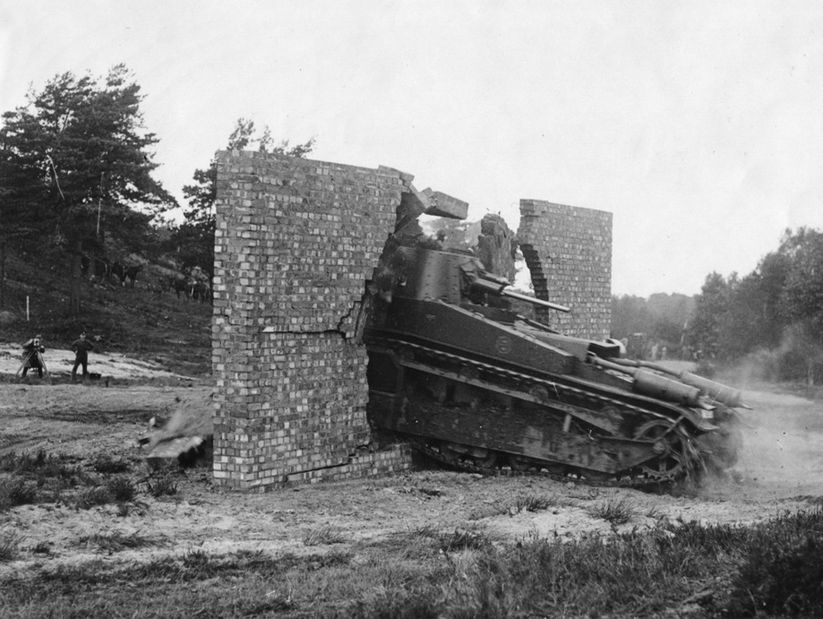 ​The tanks were subjected to various tests during trials - Medium Tank Mk.III: Britain's Cerberus | Warspot.net