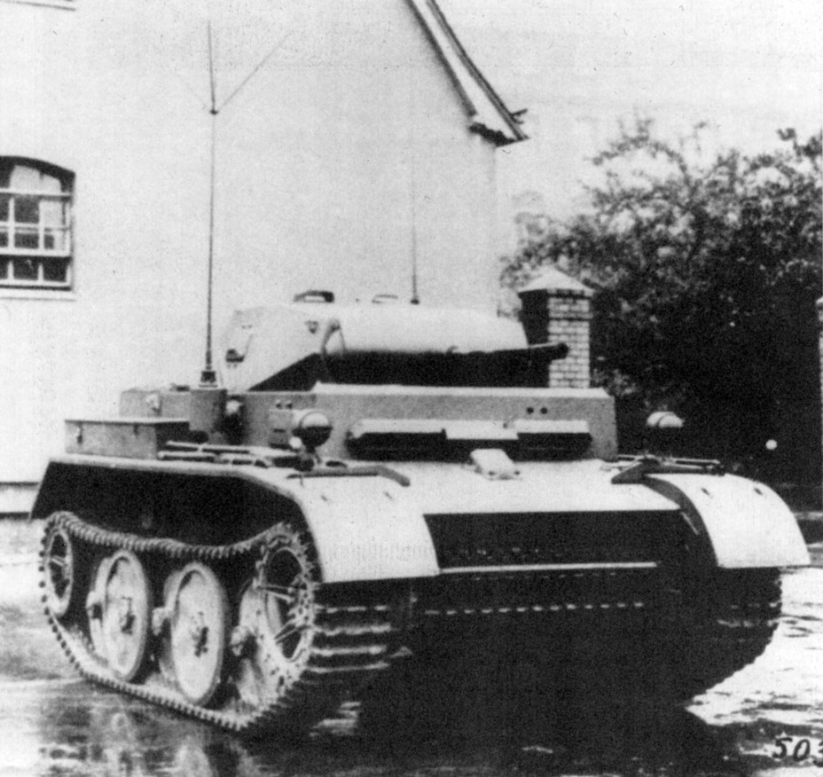 ​The first production Pz.Sp.Wg.II Ausf.MAN, September 1942. The vehicle does not yet have smoke grenade launchers on the sides of the turret - Reconnaissance Cats | Warspot.net