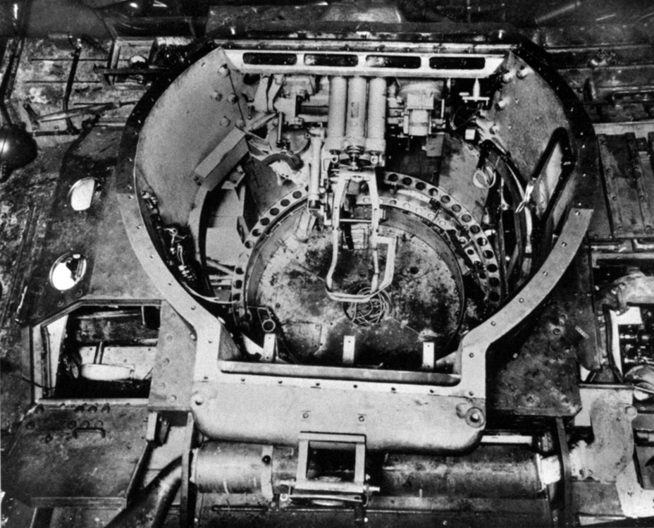 ​The turret of the Infantry Tank Mk.III sans roof. As you can see, there is not much space inside - Infantry Sweet Spot | Warspot.net