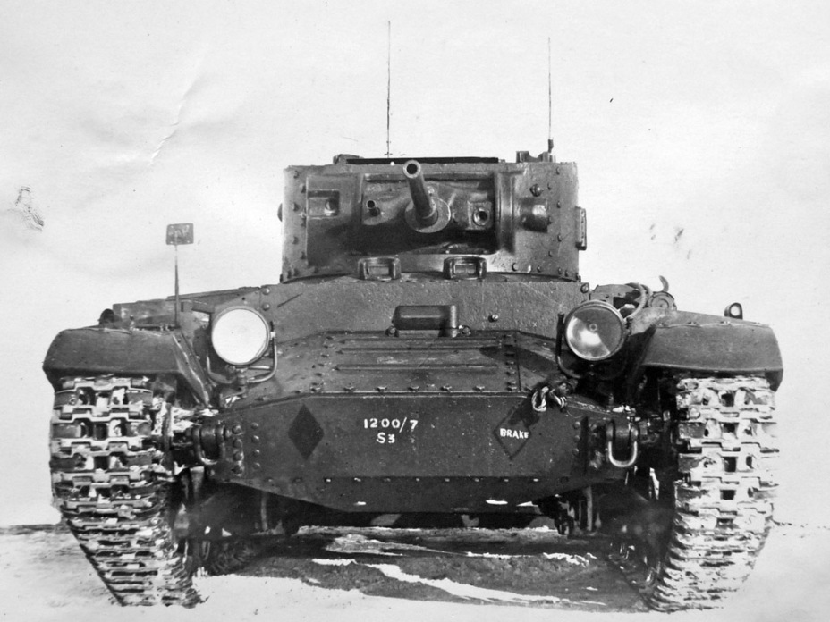 ​The tank kept its maintenance markings - British Tank for Soviet Infantry | Warspot.net