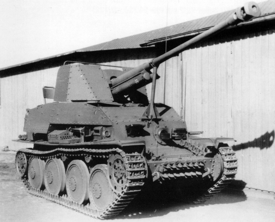 ​Pz.Sfl.2 from the 1st production batch, spring 1942. The gun travel clamp, which broke down often, can be seen - Marder III: German Tank Destroyer on a Czech Chassis | Warspot.net