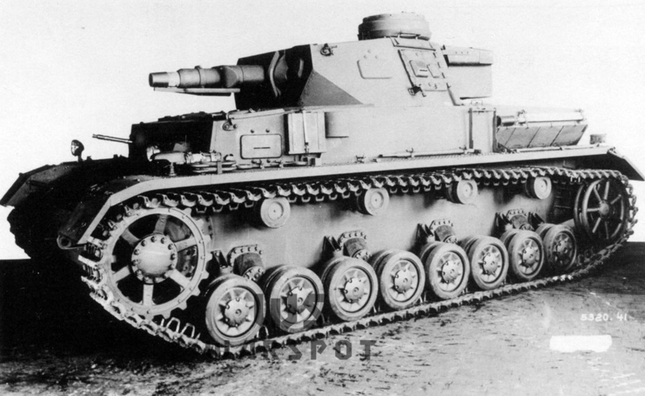 ​One of the first PzIV Ausf.F built at Grusonwerk in the spring of 1941 - From Support Tank to a Lead Role | Warspot.net