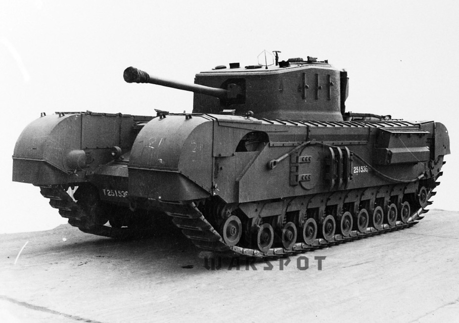 ​Churchill VII, produced in 1944 to satisfy the main contract for 1000 tanks - Slow and Thick-skinned | Warspot.net
