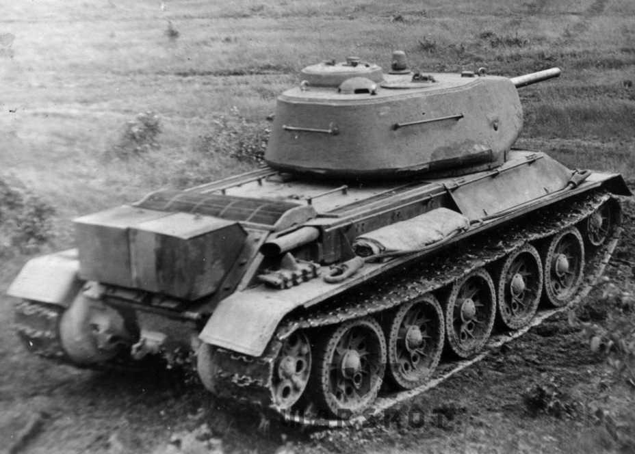 ​The tank was built to blueprints made in the spring of 1943, but its weight went over 34 tons - T-43: an Intermediate Step | Warspot.net