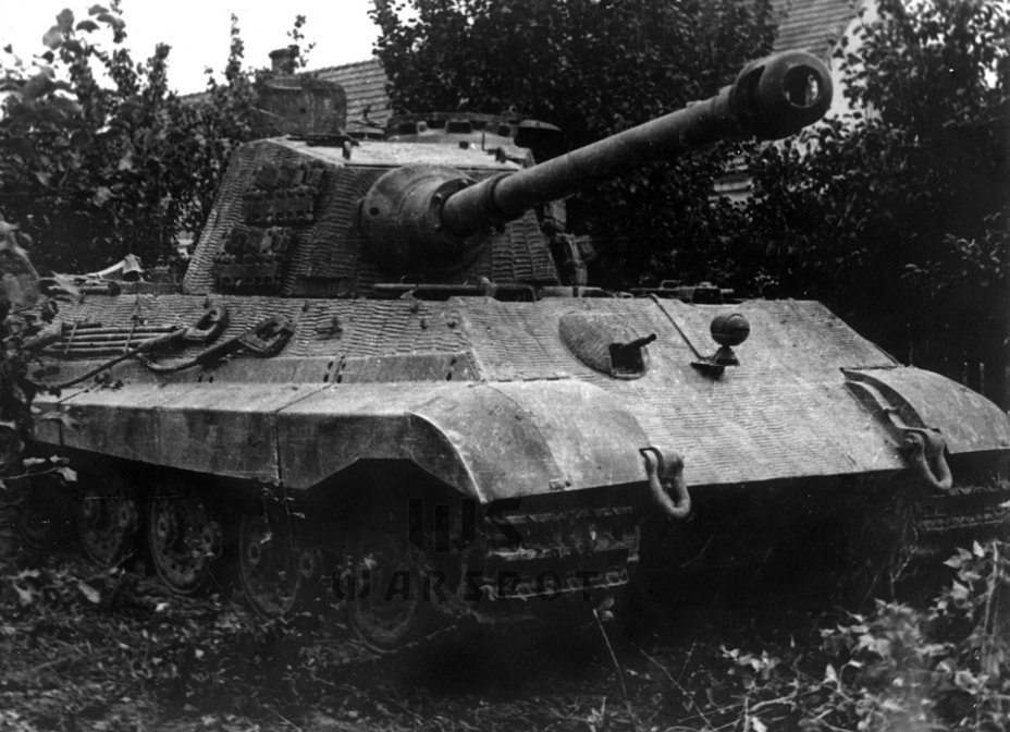 ​Tank #502 captured near Ogledow on August 13th, 1944 - An Overloaded Big Cat | Warspot.net