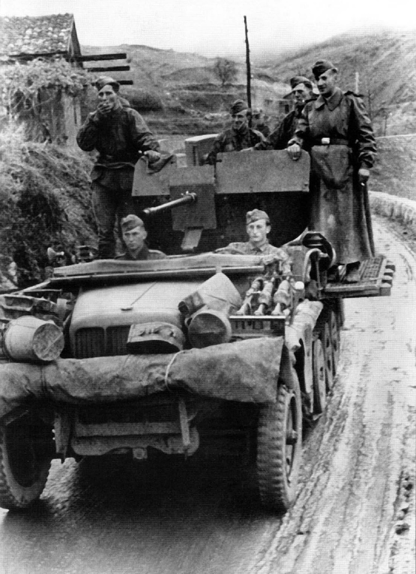 ​Sd.Kfz.10/4 from the 609th Reserve Light AA Battalion, Balkans, spring of 1941 - A Light and Simple SPAAG | Warspot.net