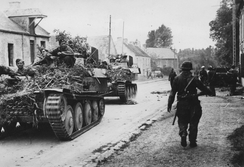 Flakpanzer 38(t) on the move - A SPAAG for the Panzerwaffe | Warspot.net