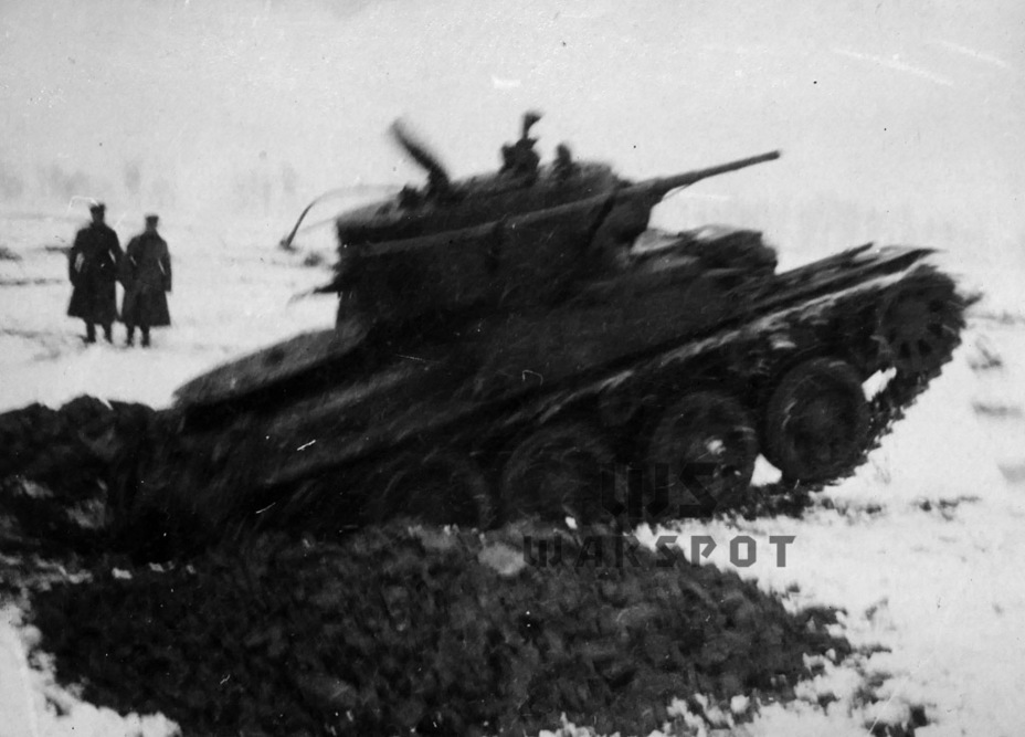 ​Tank driving in snowy terrain, late October 1935 - T-46: Dead End on Wheels | Warspot.net