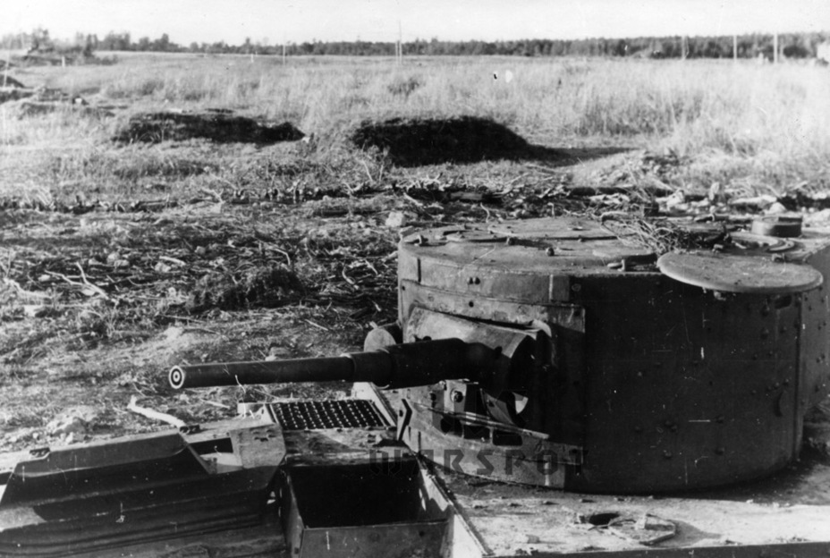 ​Hull and turret of a T-46 tank used as a pillbox, 1941 - T-46: Dead End on Wheels | Warspot.net