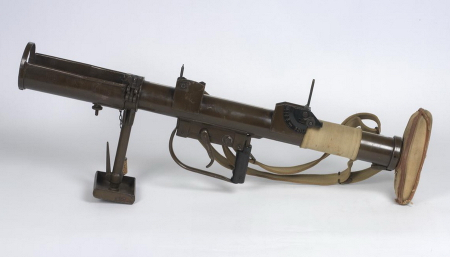 ​PIAT anti-tank grenade launcher from the Imperial War Museum's collection - The British Way: Boys and PIAT | Warspot.net