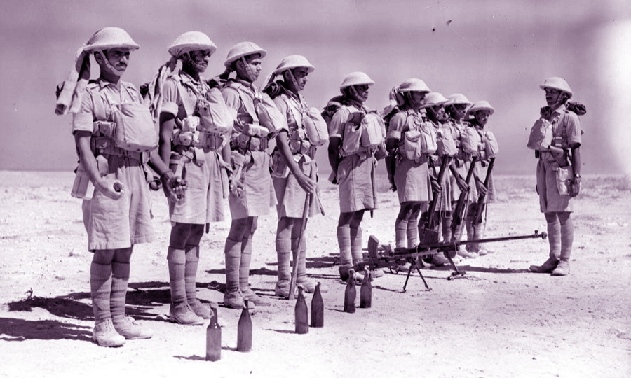 ​Indian soldiers in anti-tank training, North Africa, fall of 1940. In addition to a Boys rifle, hand grenades and Molotov cocktails can be seen - The British Way: Boys and PIAT | Warspot.net