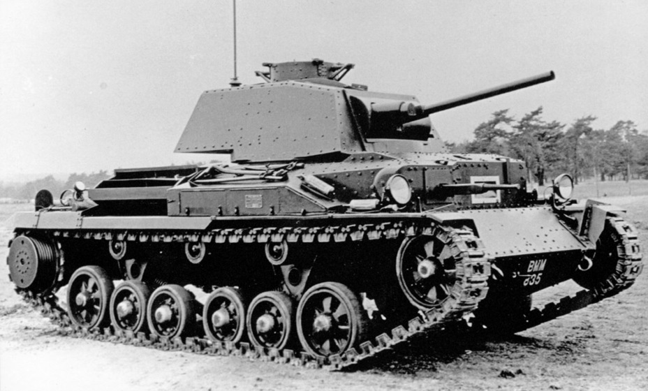 ​The converted A10E1. A machinegunner's station was added. Due to a lack of BESA machineguns, it is replaced by a dummy - Cruiser Tank Mk.II: With Best Intentions | Warspot.net