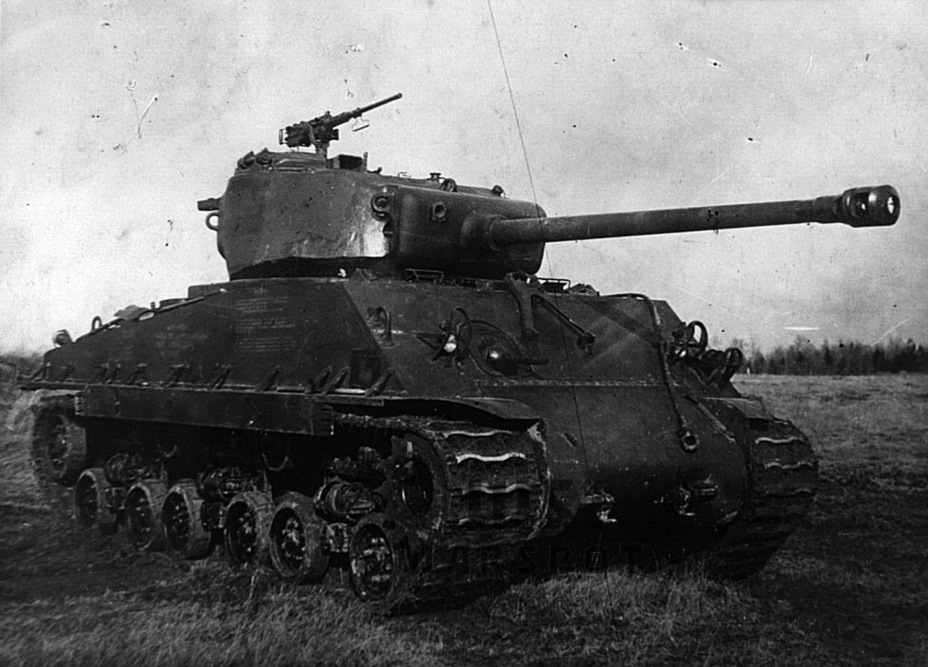 ​M4A2E8 at the NIBT proving grounds, summer of 1945 - New Legs for the Emcha | Warspot.net