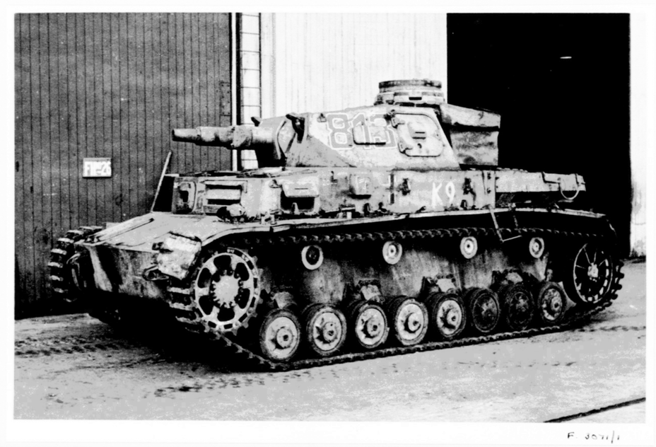 ​The Pz.Kpfw.IV tank that arrived in Britain. The chipped paint shows that this trip was a difficult one - Second Fiddle | Warspot.net