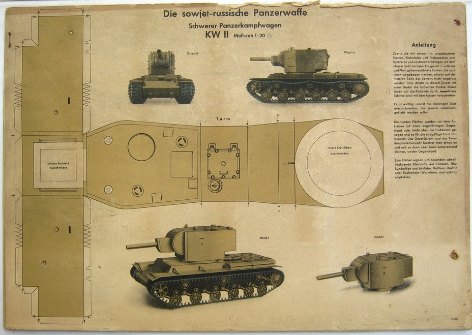 ​A model by Dr. M. Matthiesen & Co. KG: the Soviet KV-2 heavy tank. It was produced on June 1st, 1942, by which point the KV-2 had already departed from the battlefield. In addition to the pattern, the kit included information about the tank - Weaponized Carboard | Warspot.net