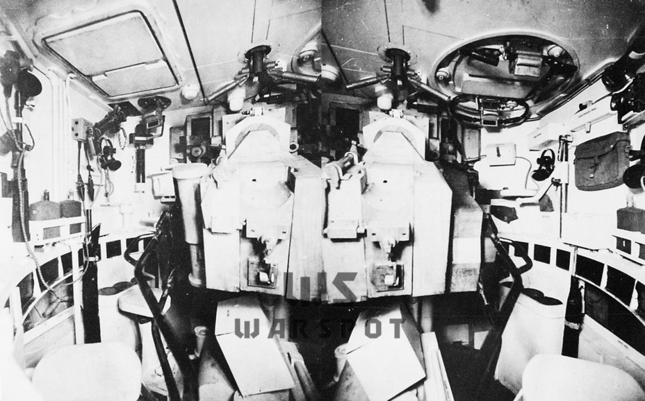 ​The interior of the dummy turret - Cruiser with a Big Head | Warspot.net