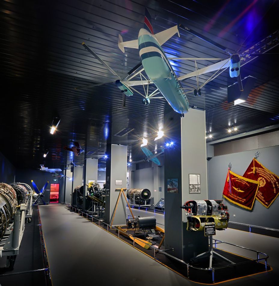 ​Exhibition of aircraft engines. — aviamuseum.com.ua - «Hidden» Aviation Museum | Warspot.net