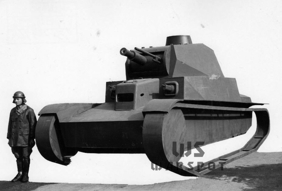 ​A full scale model of the Carro P 75. It was mostly based on the design of August 1940 - Heavy Tank, Italian Style | Warspot.net