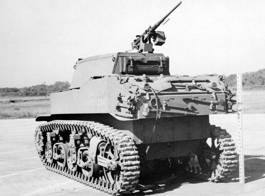 ​The same vehicle from the rear. The AA machinegun mount is shown - HMC M8: Quick Support for Light Tanks | Warspot.net