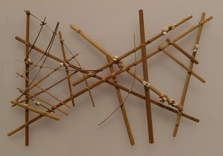 ​A Micronesian navigation chart made of sticks and cowrie shells connected with plant fibers - Sokehs Island against the German Empire | Warspot.net