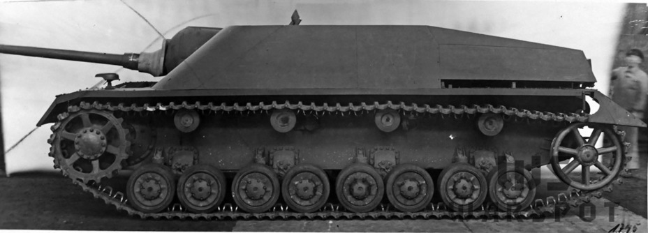 ​The sloped armour improved the protection of the casemate compared to the StuG - Jagdpanzer IV: The Best StuG | Warspot.net