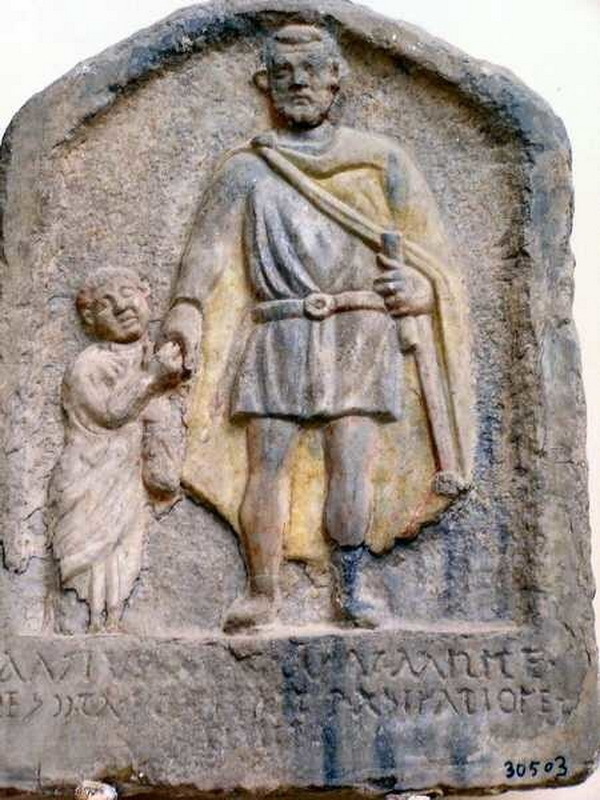 ​A stele from Alexandria depicting a soldier and his son, first half of the 3rd century A.D. - When it has nothing to do with love | Warspot.net