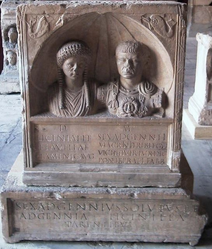 ​Tombstone of Sextus Adgennius Macrinus, tribune of the Sixth Victorious Legion, and his wife Licinia, between 105 and 150 A.D. Archaeology Museum, Nîmes. pinterest.com - When it has nothing to do with love | Warspot.net
