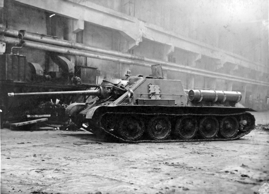 ​A completed initial production SU-85 - SU-85: Long Awaited Tank Destroyer | Warspot.net