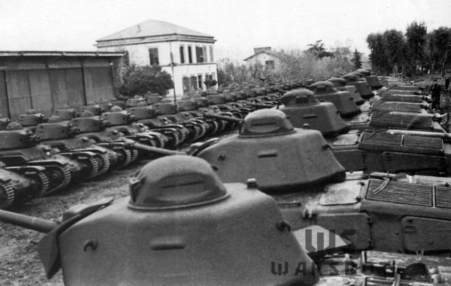 ​SOMUA S 35 and Renault R 35 given to Italy by the Germans, spring 1941 - SOMUA S 35 in Second Hand | Warspot.net