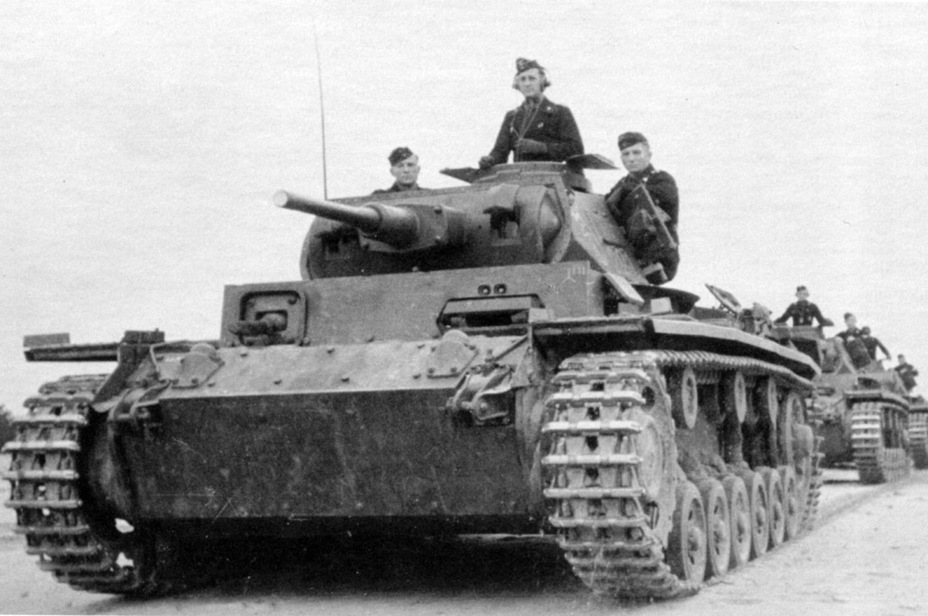 ​A Tauchpanzer III from the 4th Tank Division - Transitional Panzer III | Warspot.net