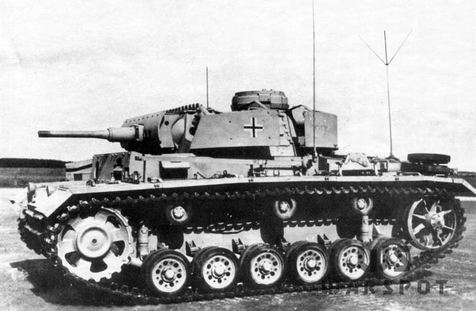 ​Pz.Bef.Wg.III Ausf.J. The tank in the photo has a full set of additional armour, including side armour - The Last of the Threes | Warspot.net