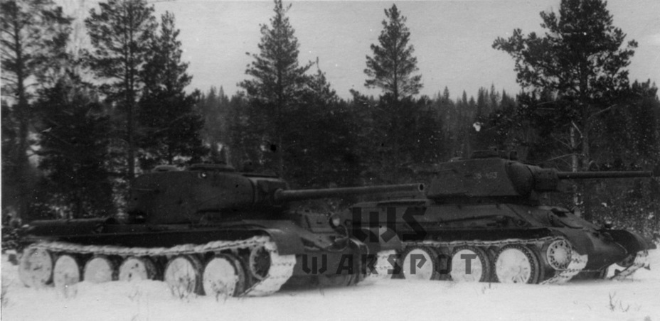 ​The tank performed factory trials alongside a T-34. - T-44: A Step in the Right Direction | Warspot.net
