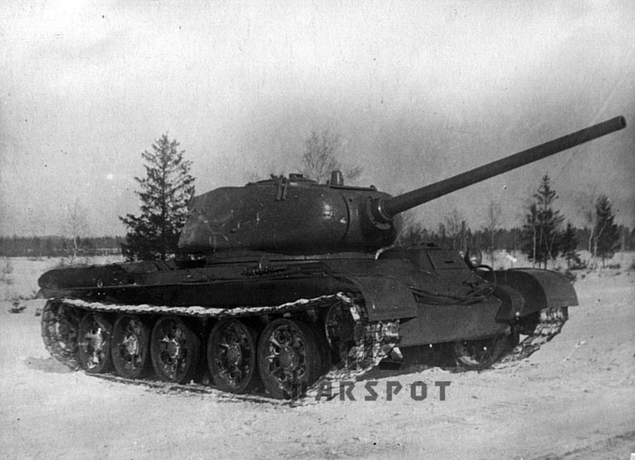 ​The second T-44 prototype, NIBT proving grounds, February 1944. - T-44: A Step in the Right Direction | Warspot.net