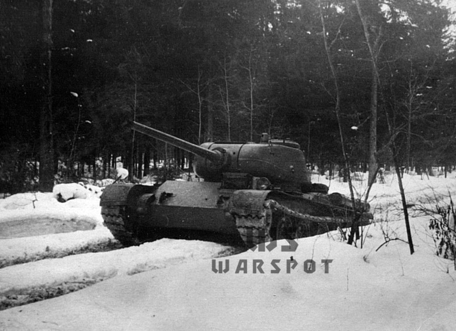 ​Conditions during dirt road and off-road driving trials were even more difficult. - T-44: A Step in the Right Direction | Warspot.net