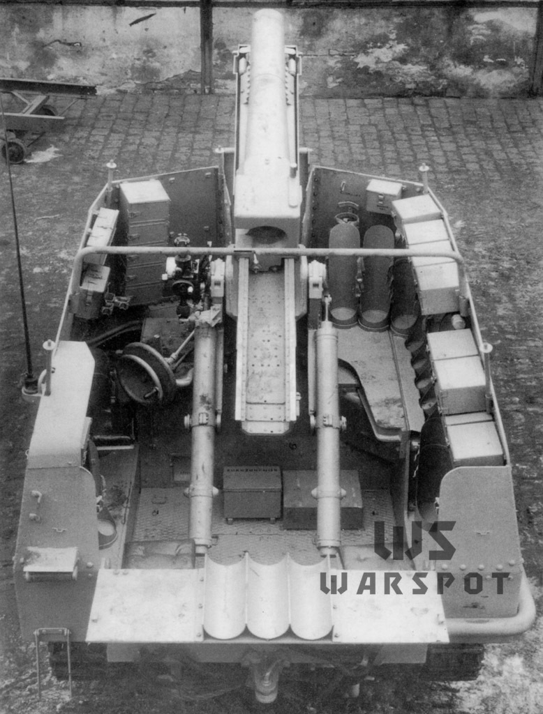 ​A more rational use of space meant there was enough room for 4 crewmen in the fighting compartment - The Bug with a Big Caliber | Warspot.net