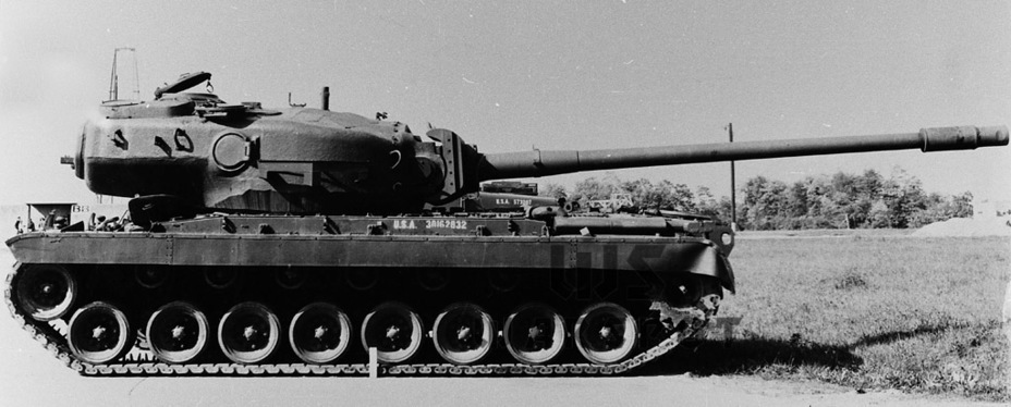 ​The converted gun on the first Heavy Tank T34. A new muzzle brake and a fume extractor were added - In Search of an Ideal Weapon | Warspot.net