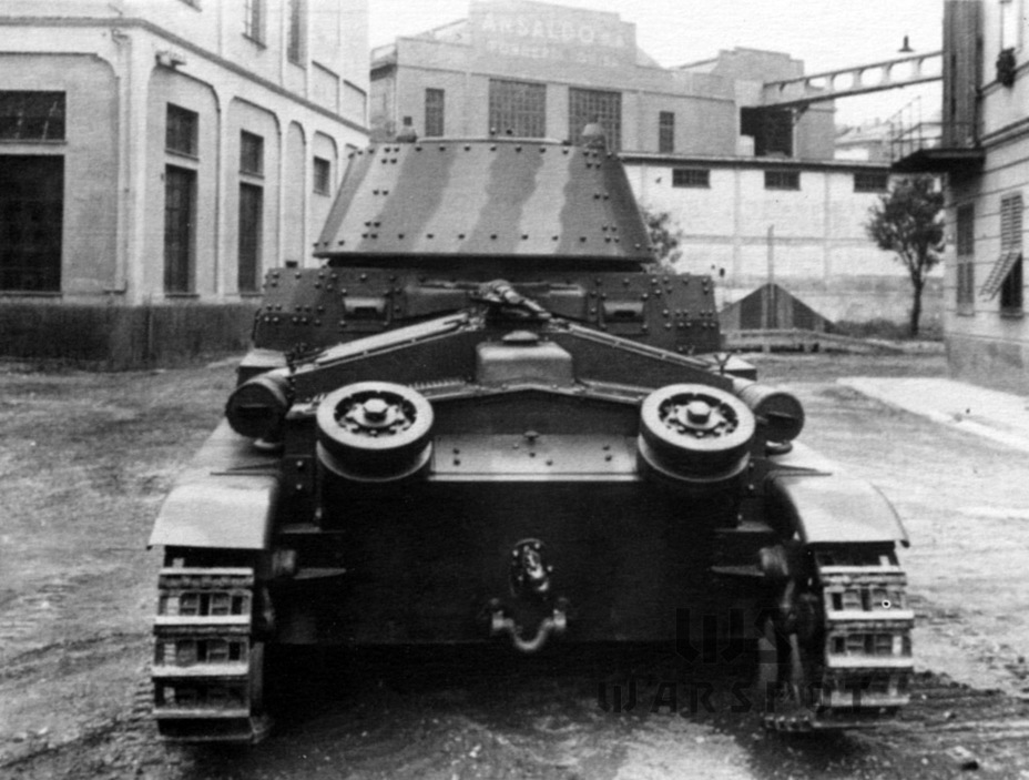 ​The rear of the Carro Armato M 13-40 was significantly different from other Vickers Mk.E derivatives - Workhorse of the Italian Army | Warspot.net