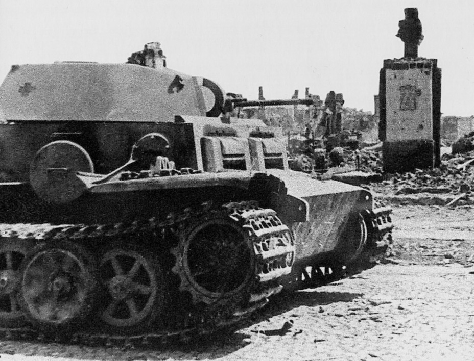 ​A PzII Ausf. J from the 221st Tank Company captured in Slutsk, summer 1944 - Pz.Kpfw.II Ausf.J: Heavy Steps of a Light Tank | Warspot.net