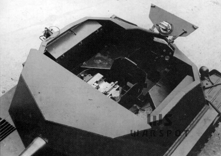 ​Fighting compartment of the experimental vehicle - Backwards Tank Destroyer | Warspot.net