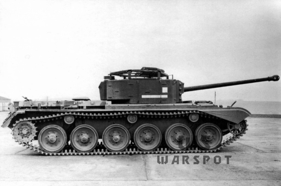 ​The low turret was one of the Avenger's advantages. Even with the roof installed the height of the vehicle was only 2.5 meters - The Avenger that Came Too Late | Warspot.net