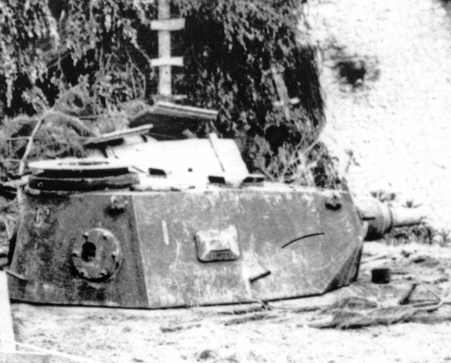​The same turret from the right. Krupp's engineers managed to lay a trap for themselves, making a turret that could not house a more powerful gun without significant changes - The Tiger's Predecessors | Warspot.net